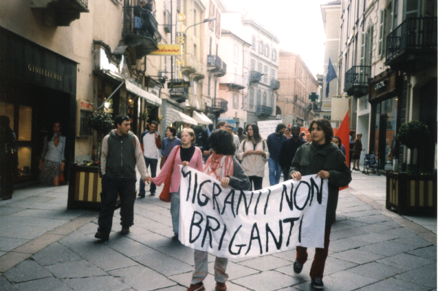 at-migranti-0001